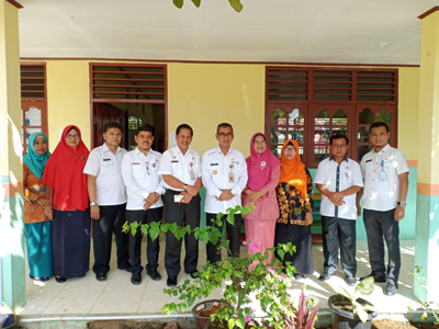 Pantau Pelaksanaan Ujian Nasional di Sejumlah Sekolah, Ini Harapan Bupati Mursini